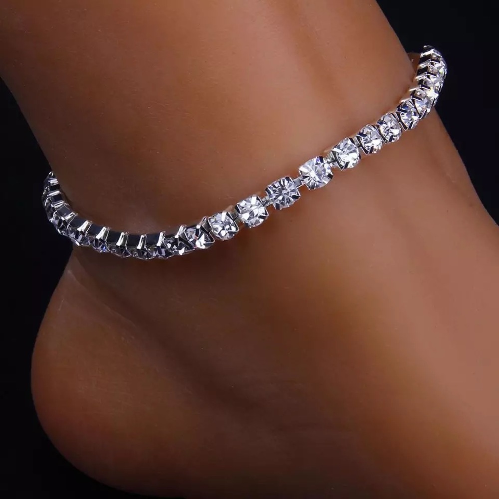 NEW Silver Rhinestone Anklet